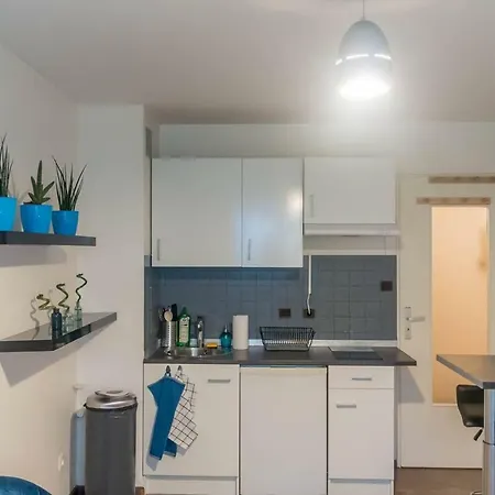Apartment Travel Homes - The Bluefel, 2m Walk Little Venice *