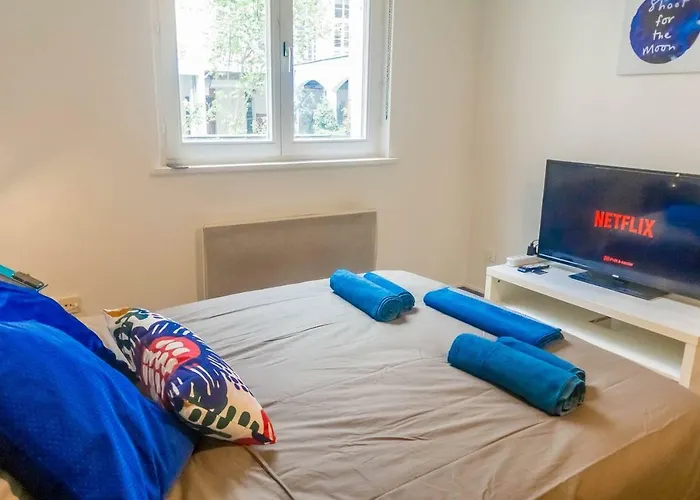 Travel Homes - The Bluefel, 2m Walk Little Venice * Colmar